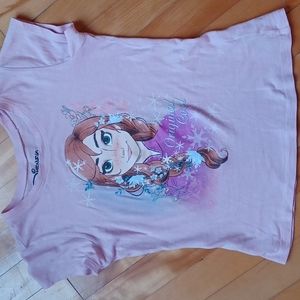 4/$20 Disney Anna t-shirt size 7